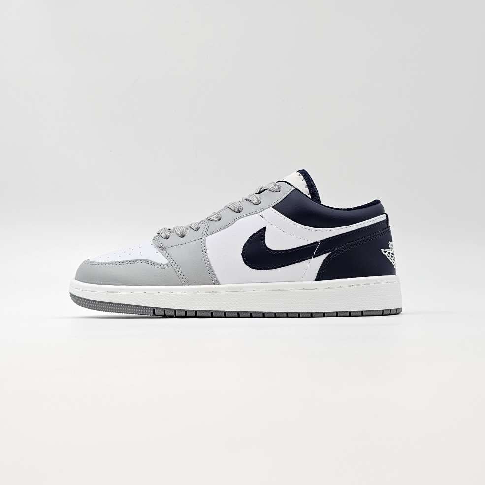 کتونی نایک ایر جردن 1 لو، طرح فرنچ بلو / NIKE AIR JORDAN LOW FRENCH BLUE
