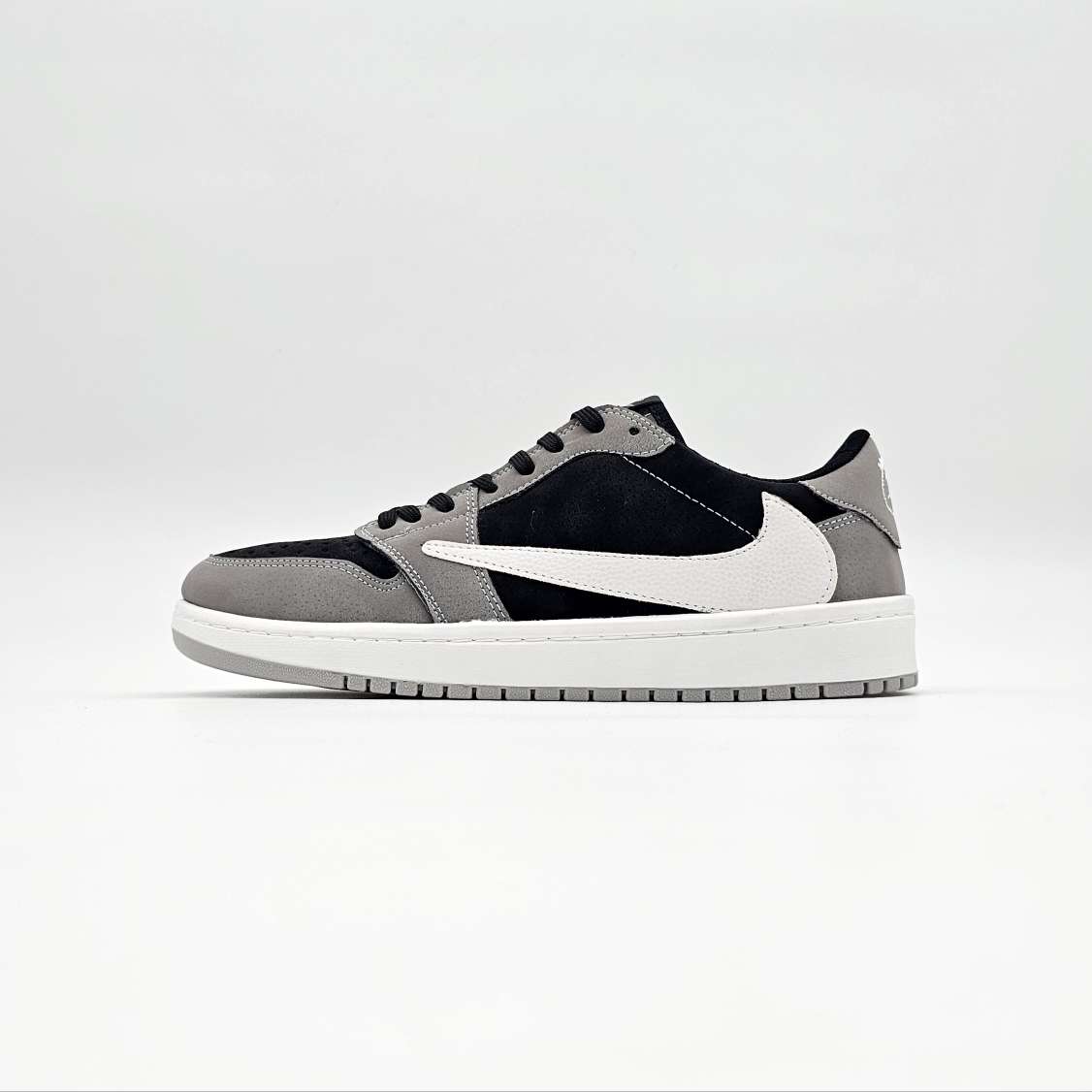 کتونی نایک طرح جردن لو کد 09 NIKE JORDAN 1 LOW