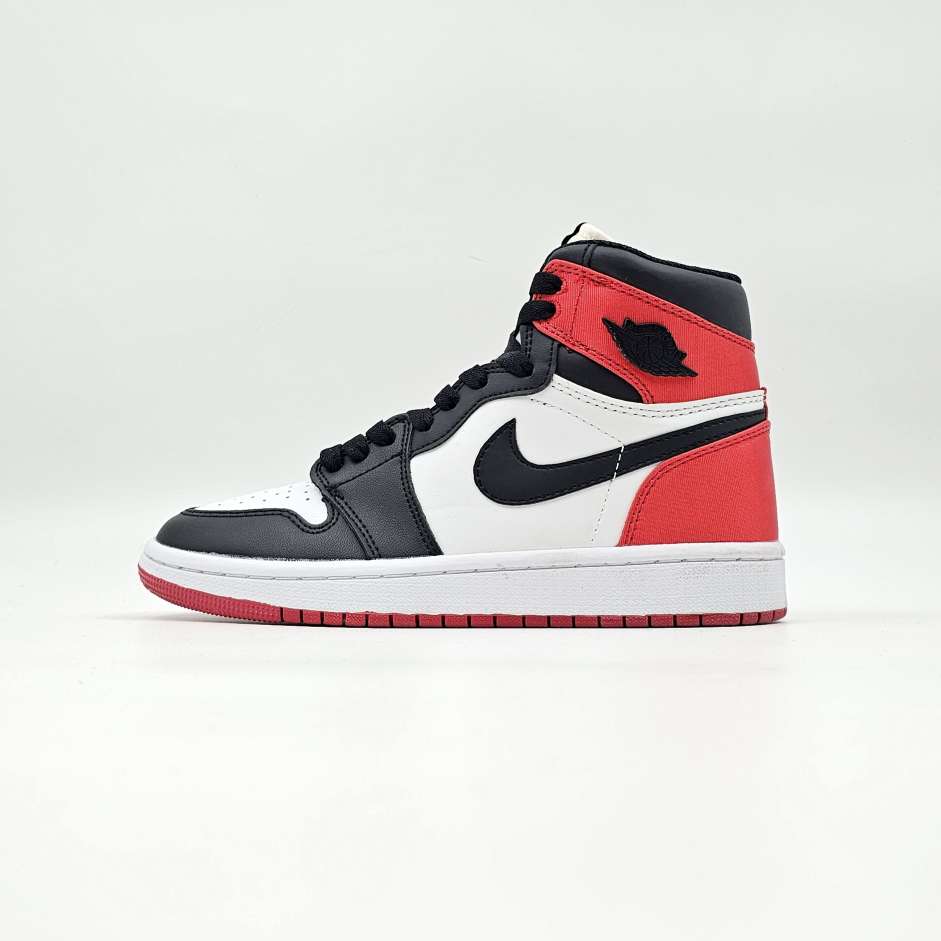 کتونی نایک ایر جردن 1 ساقدار کد 01 / NIKE AIR JORDAN 1 RETRO HIGH OG SATIN BLACK TOE