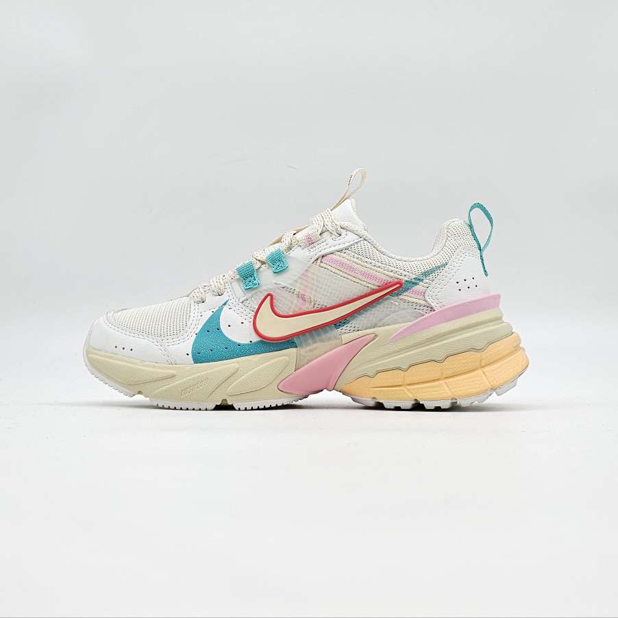 کتونی رانینگ نایک V2K RUN کد 05